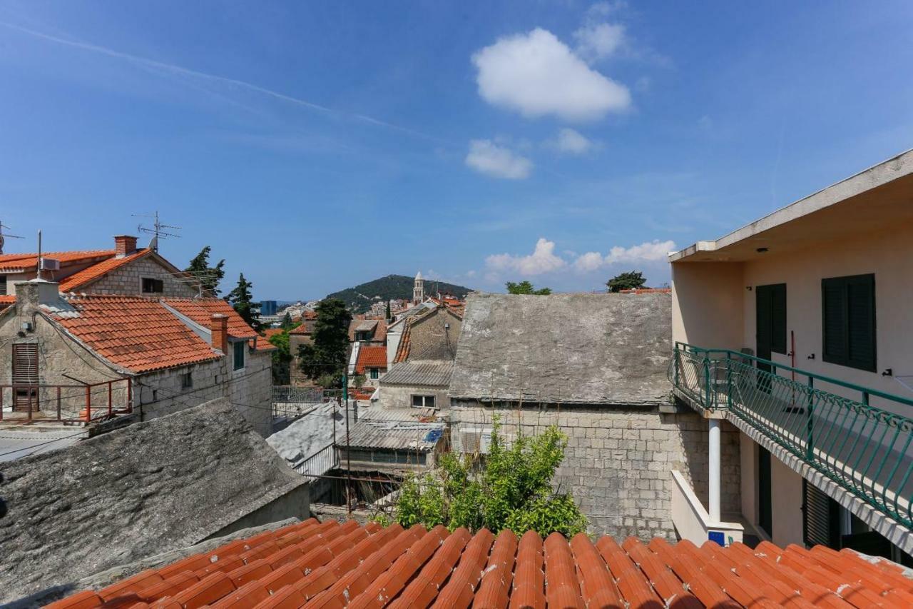 Apartments And Rooms Stone House Σπλιτ Εξωτερικό φωτογραφία