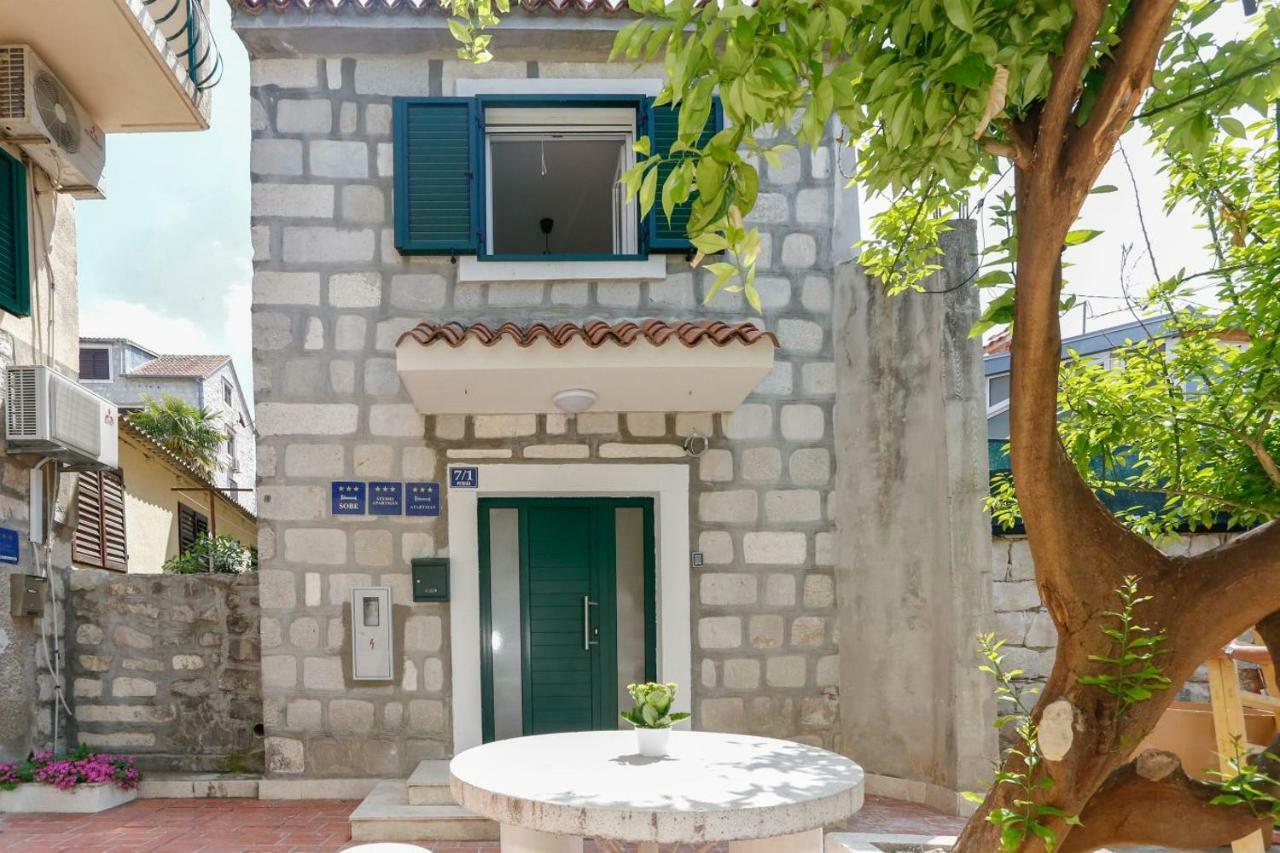 Apartments And Rooms Stone House Σπλιτ Εξωτερικό φωτογραφία